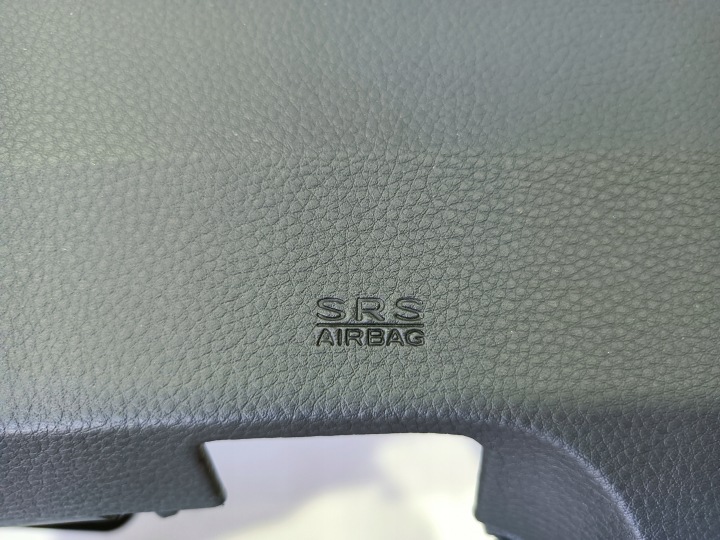 фото №6, Dodge voyager торпедо консоль подушка подушки ремни