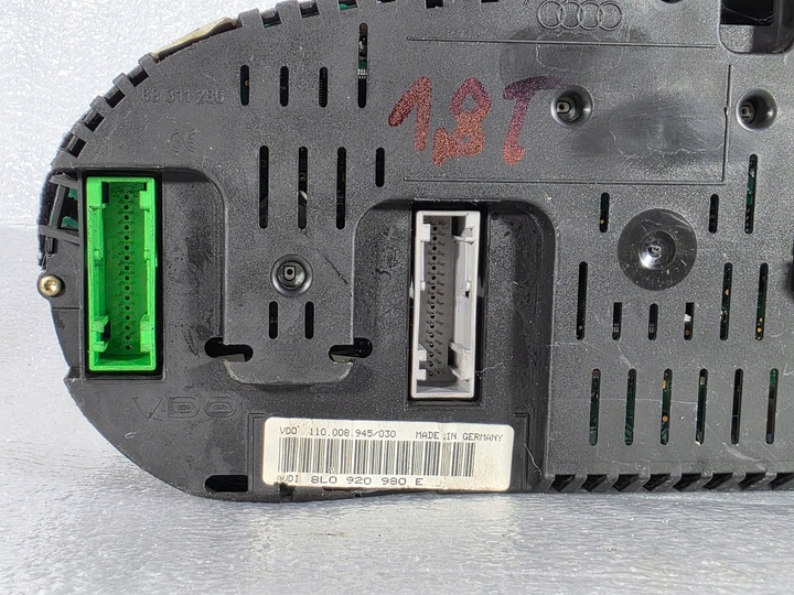 фото №9, Спідометр  прилади audi a3 8l 1.8t 8l0920980e fis
