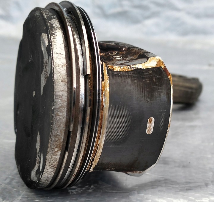 фото №13, Поршень шатун citroen c5 iii x7 peugeot 508 1.6 thp 156km 5f02 77l86 570