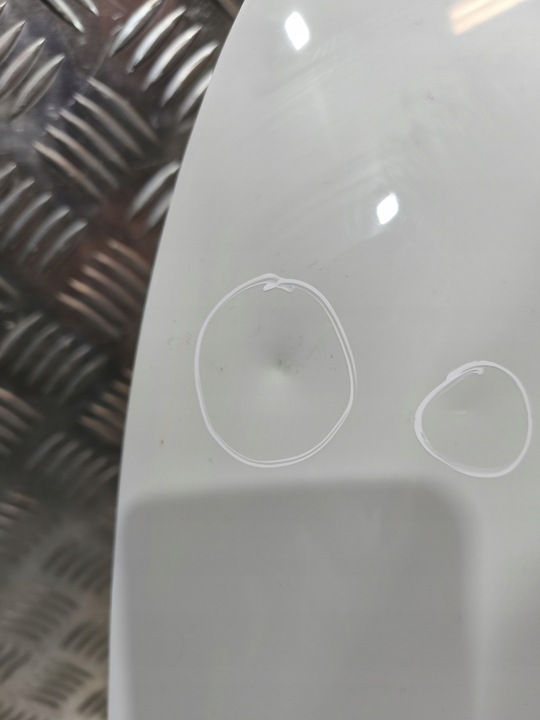 фото №8, Bmw u11 x1 капот кришка двигуна біла