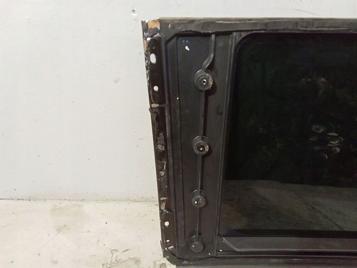 фото №7, Mercedes-benz c w205 2015 з спереди стеклянный люк