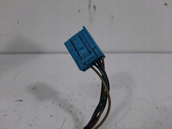 фото №10, Volvo v50 2.0d 05r зеркало правое код 613-46 6pin