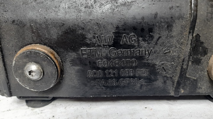 фото №10, Audi a3 s3 8v 16-20 дополнительный радиаторов воды 5q0121093 2.0 tfsi usa