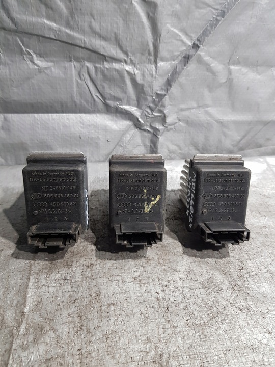 фото №1, Резистор вентилятор audi a6 c5 4bo820521