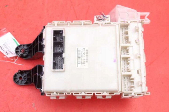 фото №9, Коробка предохранителей 82730-05140-c toyota avensis t27 1.8 vvti 147 km
