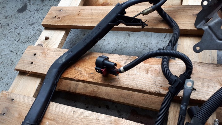 фото №7, A6 c7 4g шланг стартер массовый 3.0 tfsi a7 4g