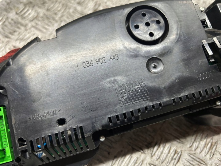 фото №7, Спидометр приборы европа audi a4 b7 2.0 tdi cabrio