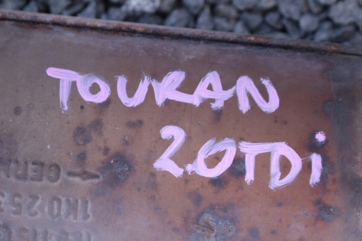 фото №9, Глушитель труба выпускная touran ii 2.0 tdi 10-15r.