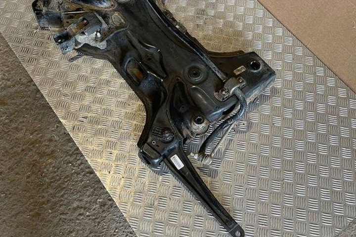 фото №7, Подрамник передние citroën jumpy 9818707980 2019