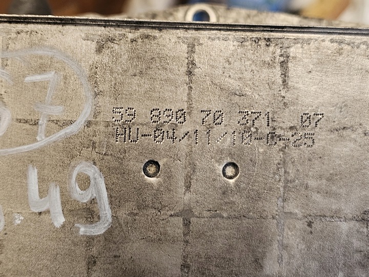 фото №5, Jaguar xf 3.0 d 306dt радиатор масла 5989070371