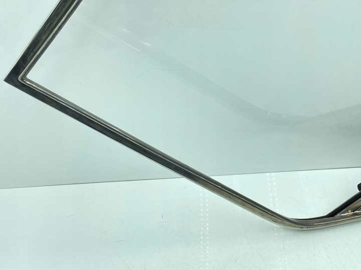 фото №7, Rolls-royce серебряный spur 1986 перед сторона правая рамка стёкла дверь передних