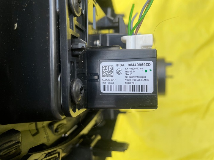 фото №8, Peugeot 208 ii gtline захист тунелю панель вибірник зміни коробки передач тримач 22r