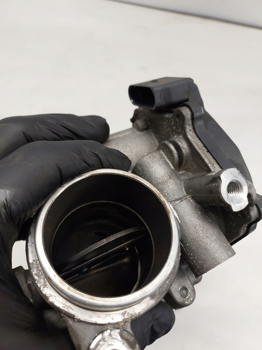 фото №11, Дросельна заслінка 1.6 tdi clh vw seat skoda audi 04l128637b 04l145049e