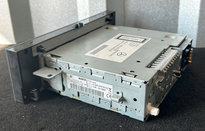 фото №6, Магнітола cd mercedes atego actros mp4 a0004466562 bosch 762000225