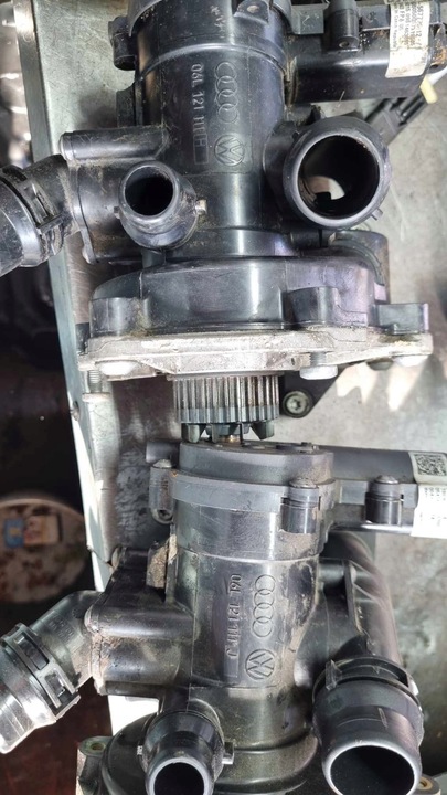 фото №5, Насос води термостат vw 2.0 3.0 fsi tfsi 06l 06l121111 k j h p l