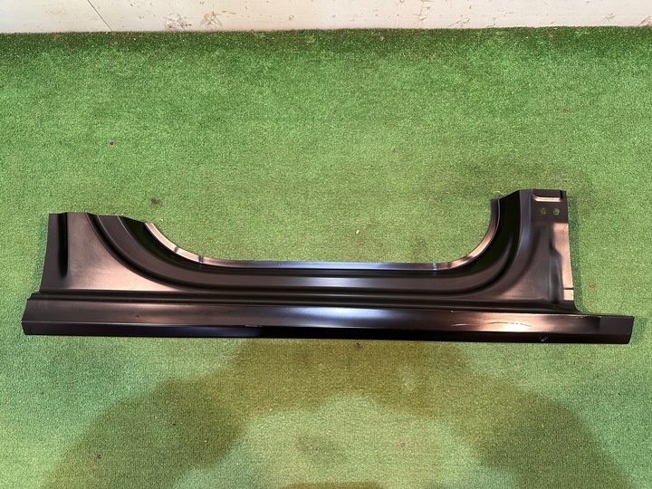 фото №2, Skoda octavia iv 5e7 поріг правий стійка