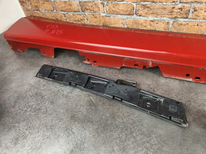 фото №14, Bmw 1 f21 f22 f23 планка накладка порогова права a75 melbournerot + ковзани