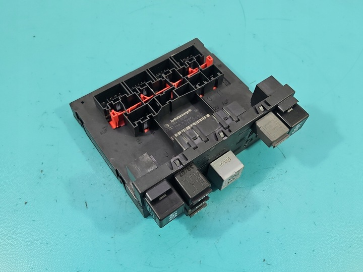 фото №1, Блок керування модуль бортовою мережаю vw golf plus 3c0937049aj