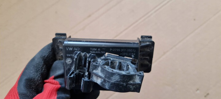 фото №7, Q3 83a держатель крепление провод кондиционера 5q0820769