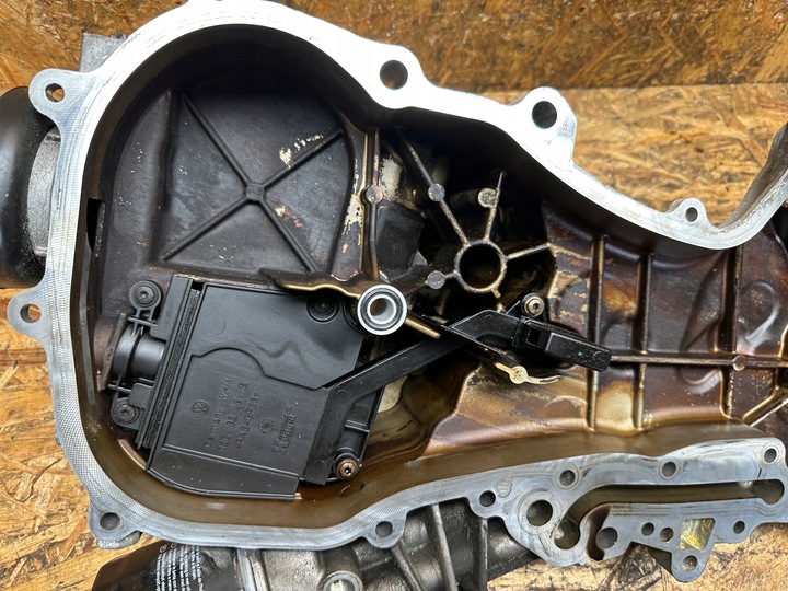 фото №6, Корпус распределительный вал vw seat audi 1.4 tsi 03c109211bq cax