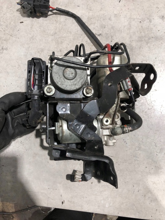 фото №9, Блок керування abs toyota corolla e210 e21 11304041340