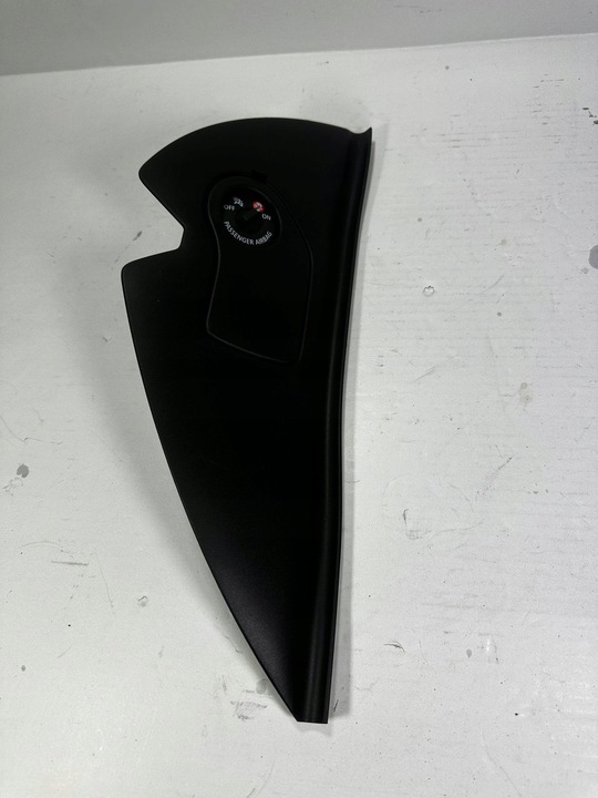 фото №1, Kadjar i рестайлинг защита обивка заглушка консоли правая 689205287r