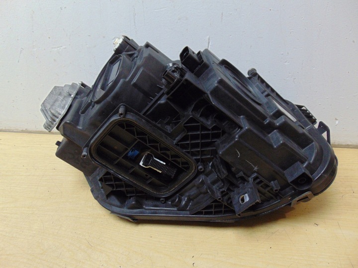 фото №13, Лампа левая перед mercedes glb 247 a2479065904 европа