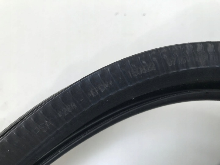 фото №4, Opel mokka-e b ii 2022 прокладка кузовная дверь перед левая