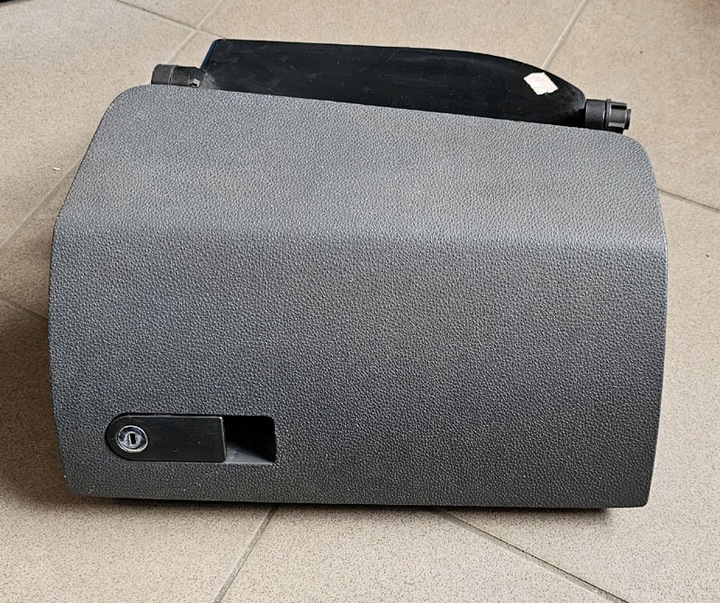 фото №1, Бардачок пассажира vw t5 вставка i ключ 7h1857095c oem