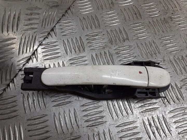 фото №1, Ручка правая передняя наружная skoda octavia i