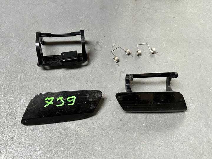 фото №1, Заглушка склоомивача ліва audi a6 c8 4k 4k0955275