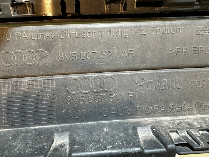 фото №15, Audi a3 8v5 sedan рестайлинг задний бампер 8v5807511f