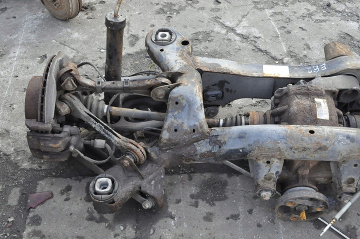 фото №8, Bmw e82 2.0d підвішування балка зад міст 7572804 3.15 півосі +затискачі