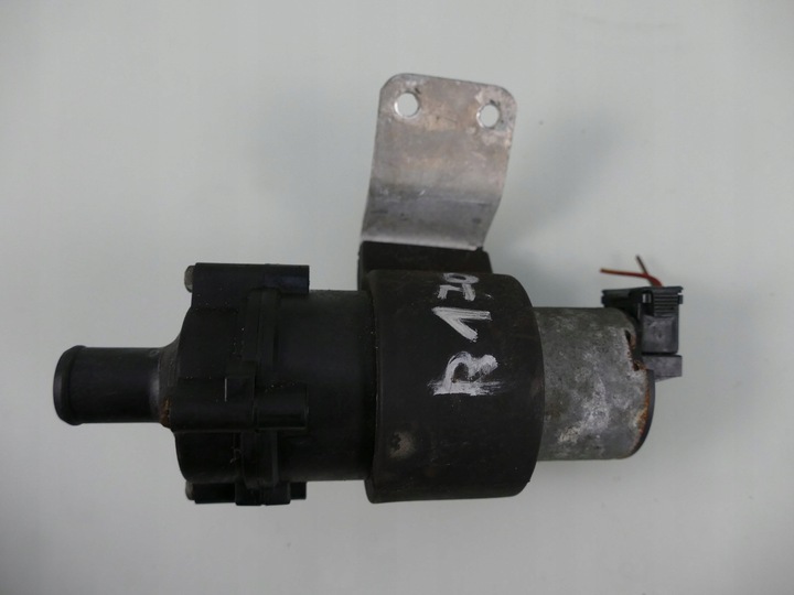 фото №1, Mercedes slk r170 рестайлінг 2.0 k додатковий насос води