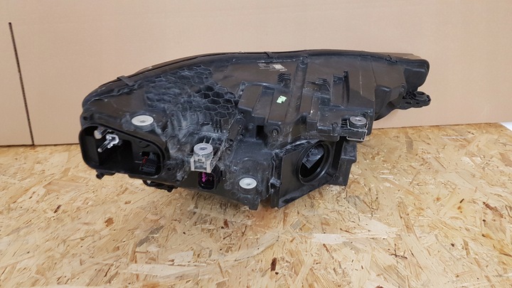 фото №11, Лампа перед левая audi e-tron 4ke полный led демонтаж