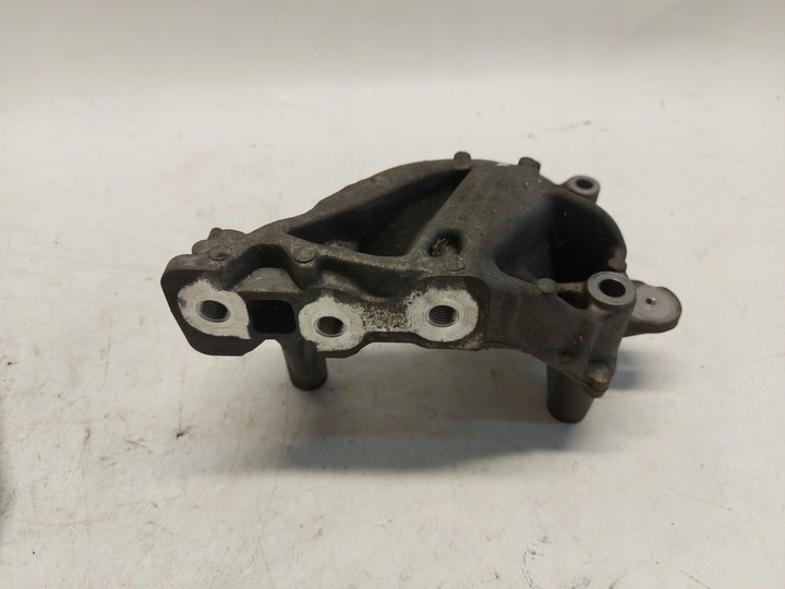 фото №5, Man tge crafter ii 2.0 tdi лапи кріплення двигуна 04l199207c