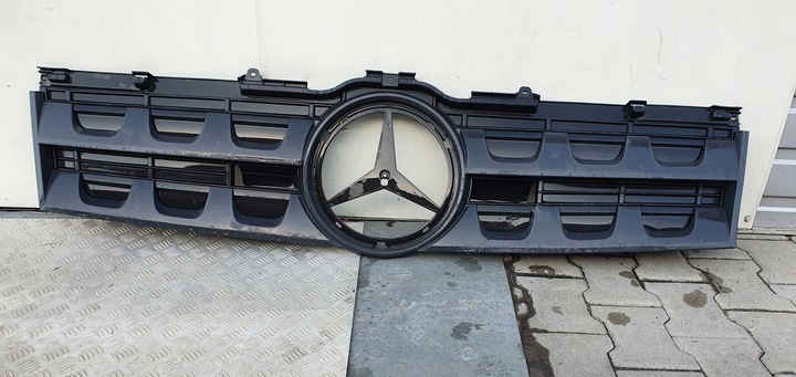 фото №1, Mercdes actros mp4 решітка решітка радіатора решітка a9607500418