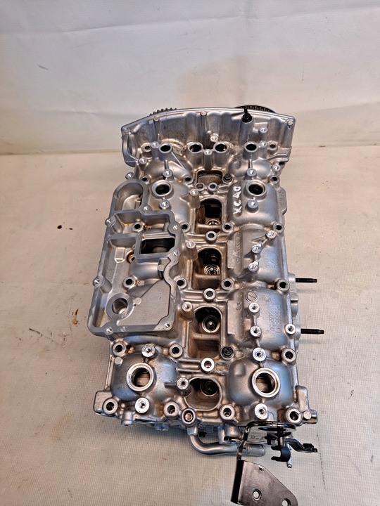 фото №6, Головка двигуна volvo xc40 2.0b 32257826 32257746