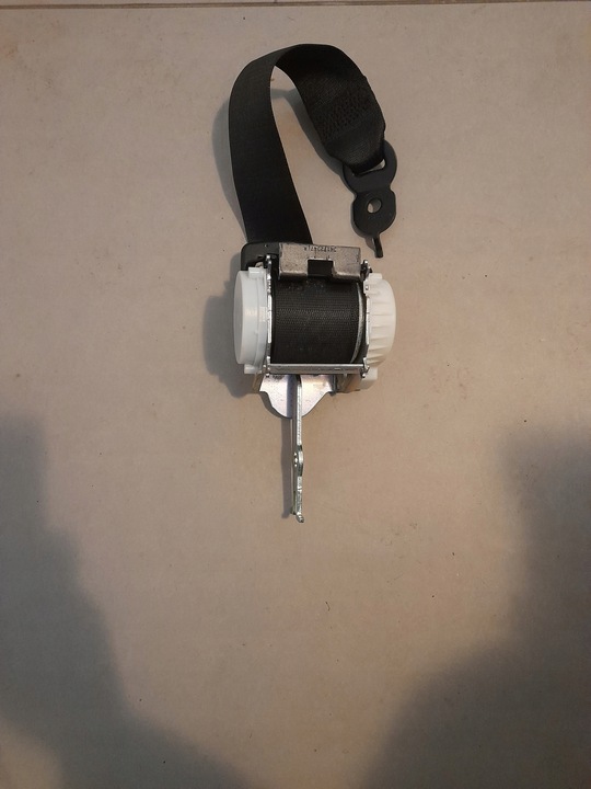 фото №1, Pas безопасности зад bmw f10