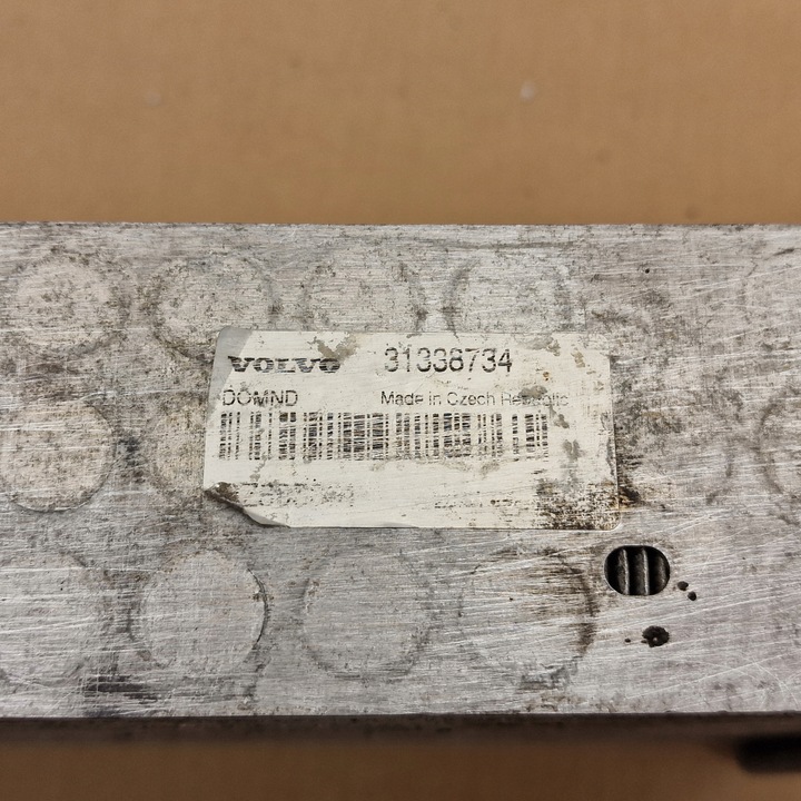 фото №3, Интеркулер volvo v40 2.0t t4 t5 рестайлинг