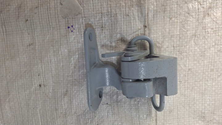 фото №1, Vw t5 t6 петля двері нижніх 7h0831411b