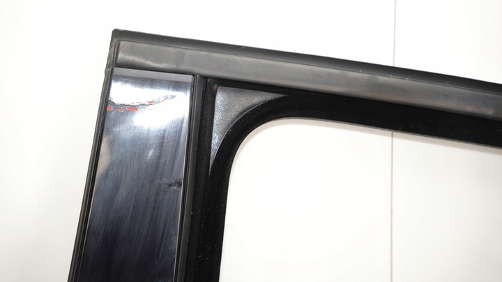 фото №6, Двері лівий зад chrysler ypsilon iii 11-16r