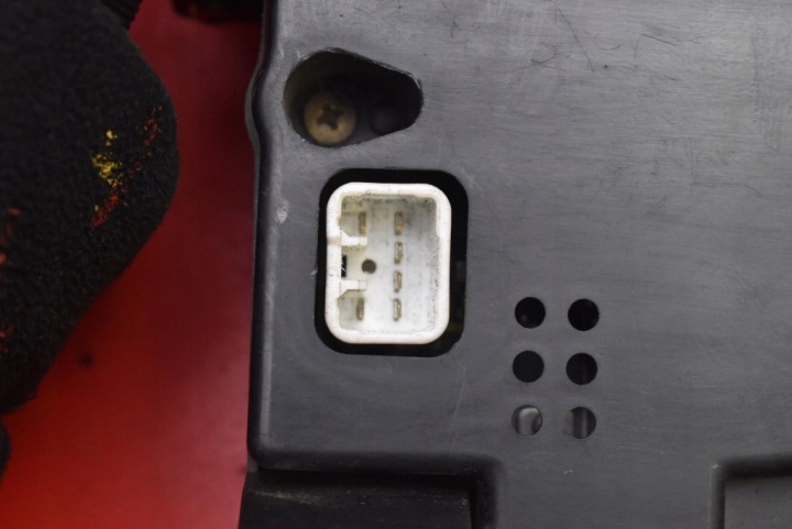 фото №10, Спидометр дисплей eu 83800-52610 toyota yaris 1 i 1.0 vvti 68 km 99-03