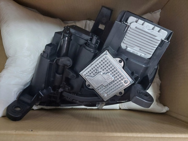 фото №7, Jeep grand cherokee wk2 2014-2015 bi ксенон лампа правая + левая комплект usa