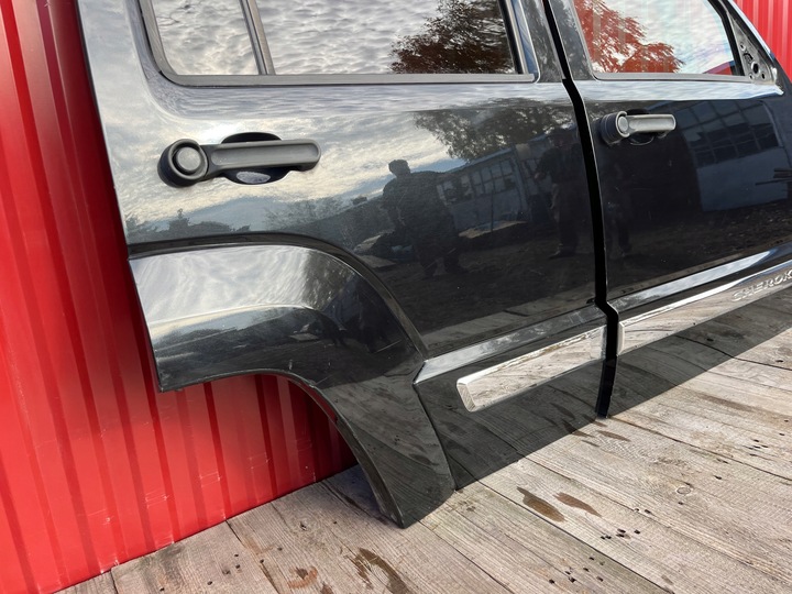 фото №9, Jeep cherokee liberty kk двері правий зад оригінал стан ідеальний стан