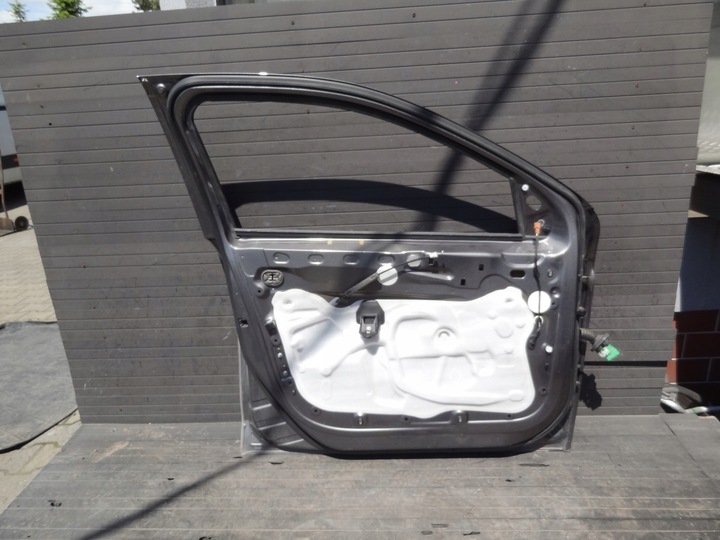 фото №3, Citroen c-elysee 2019 рестайлинг дверь передние левая комплектные оригинал
