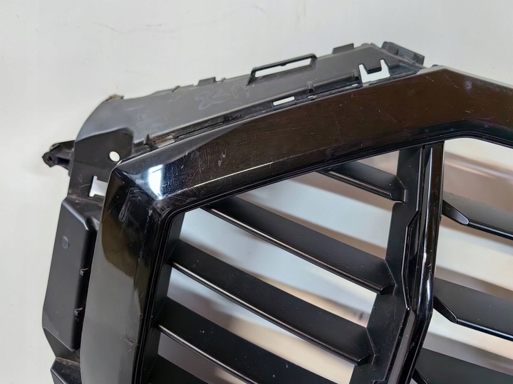 фото №7, Audi q3 83a чёрный - решётка радиатора, решётка сцепление рекомендую