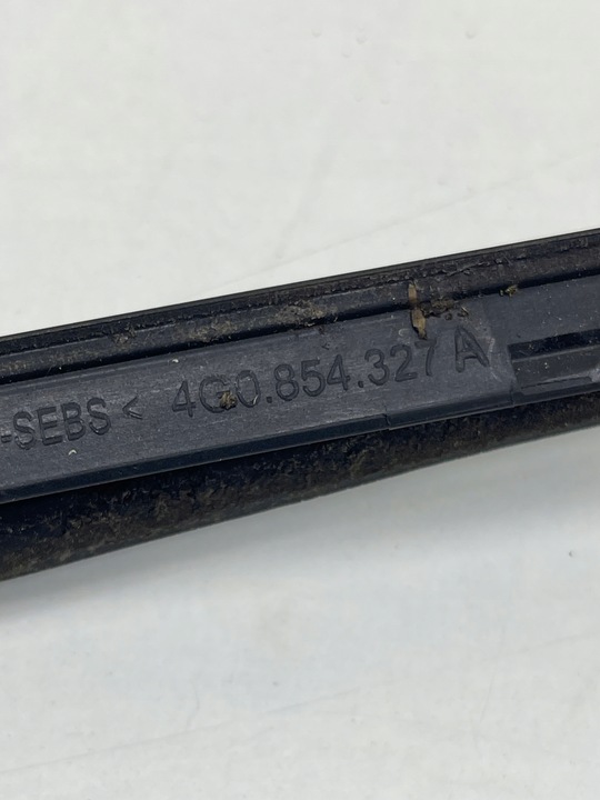 фото №12, Audi a6 c7 планка прокладка скла лобовий ліва