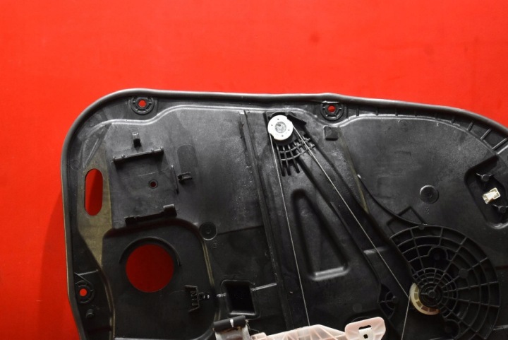 фото №8, Стеклоподъемник правый перед eu 82480be120 hyundai kona 2 ii 23-25