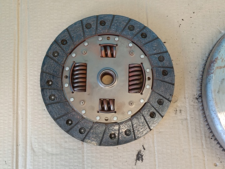 фото №8, Skoda karoq 2020r 1,5 tsi 110kw колесо двухмассовый двухмассовый маховик 04e141016j 05e105266b